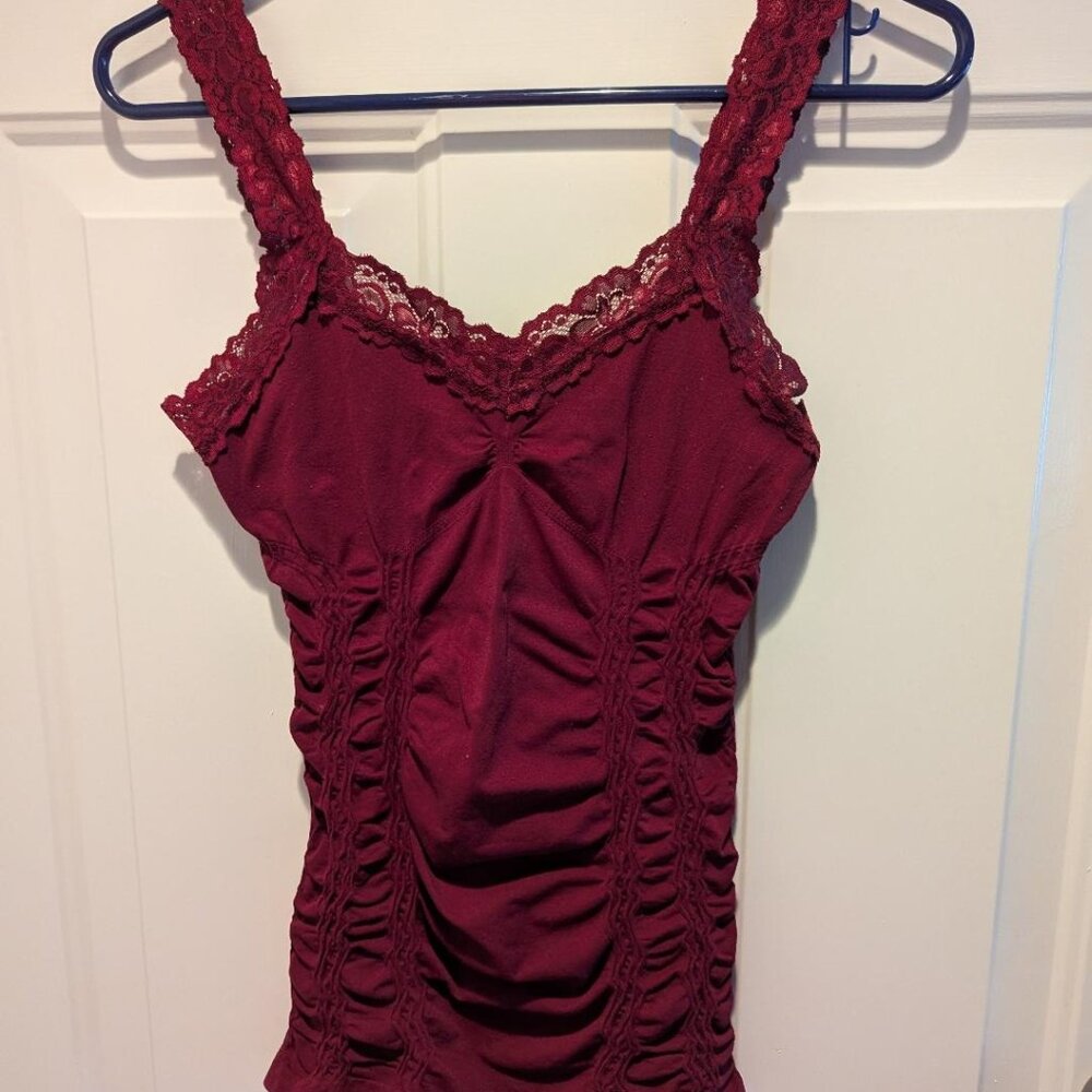 M. Rena Seamless Cami Corset with Lace in Burgundy